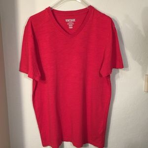 Men's Old Navy Red Vintage Slub V-Neck T-Shirt, M